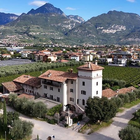 ريفا ديل غاردا Residence La Colombera المظهر الخارجي الصورة