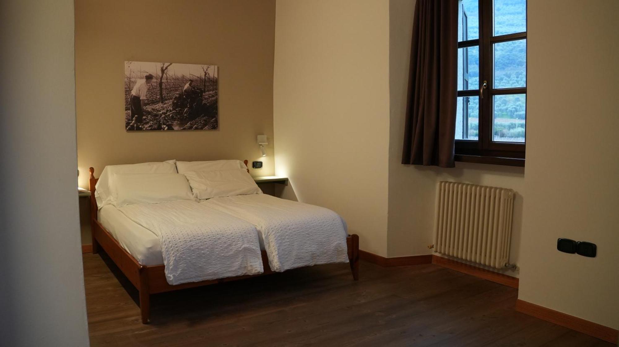 ريفا ديل غاردا Residence La Colombera الغرفة الصورة