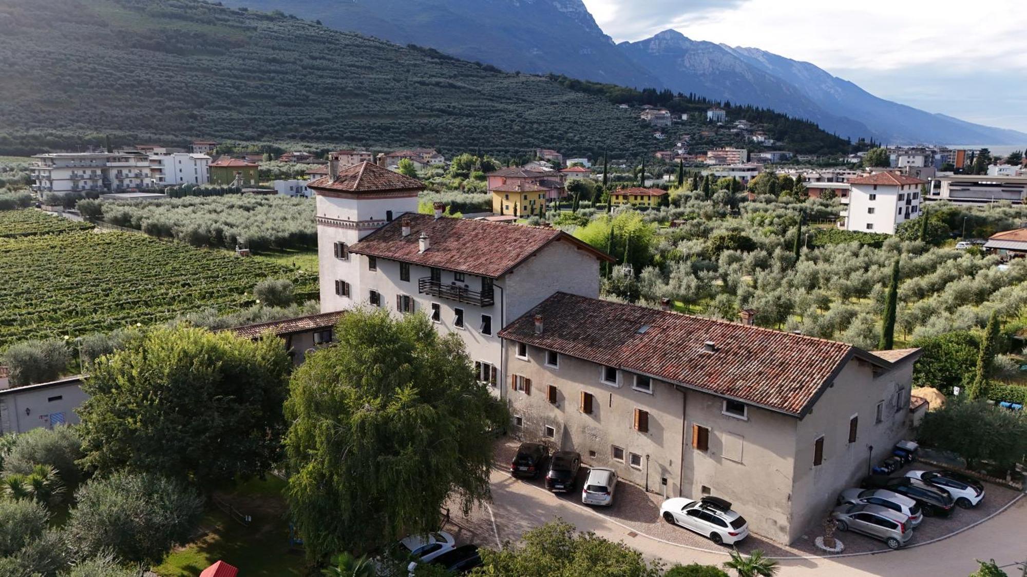 ريفا ديل غاردا Residence La Colombera المظهر الخارجي الصورة