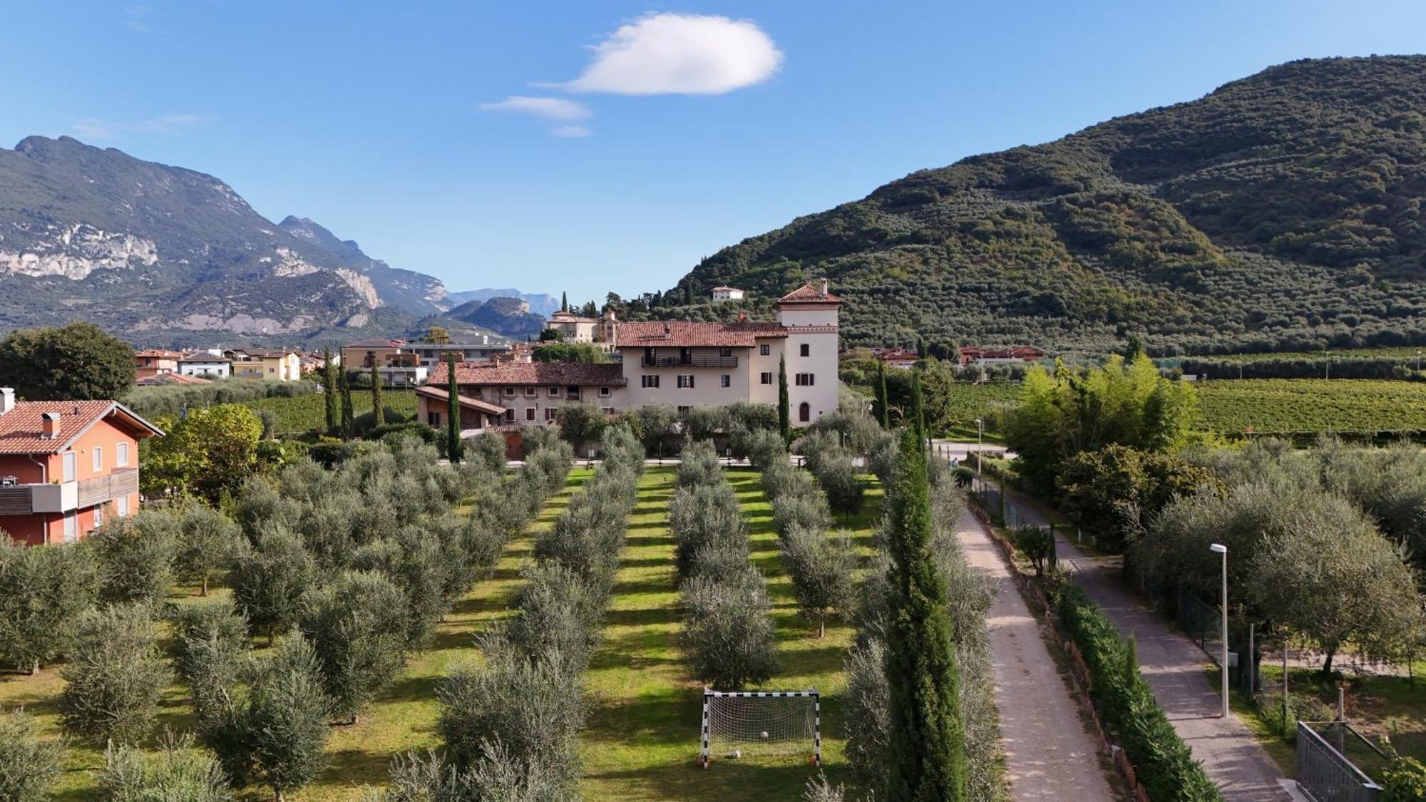 ريفا ديل غاردا Residence La Colombera المظهر الخارجي الصورة